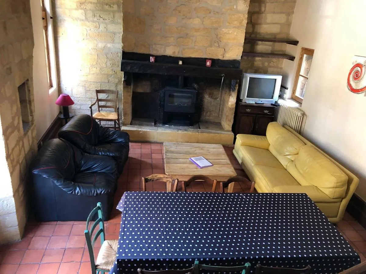 Holiday home Gite Des Pipelettes Gourdon-en-quercy